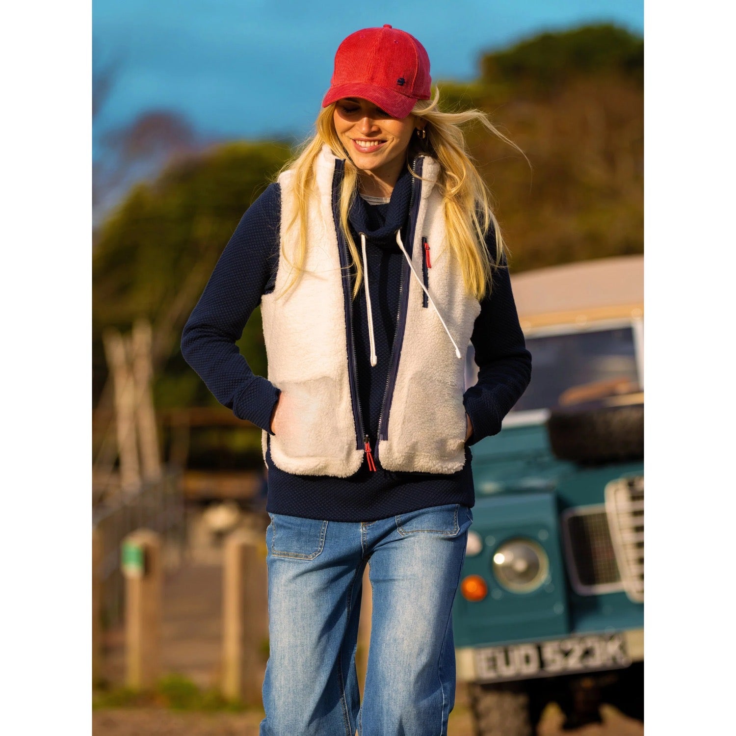 Brakeburn Women Frosty Reversible Gilet Blue Clothing UK10 / Blue,UK12 / Blue,UK14 / Blue