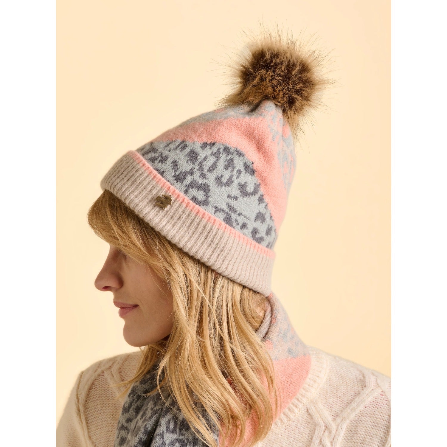 Brakeburn Womens Animax Beanie Bblhat0013370aw25 Clothing ONE SIZE / Multi