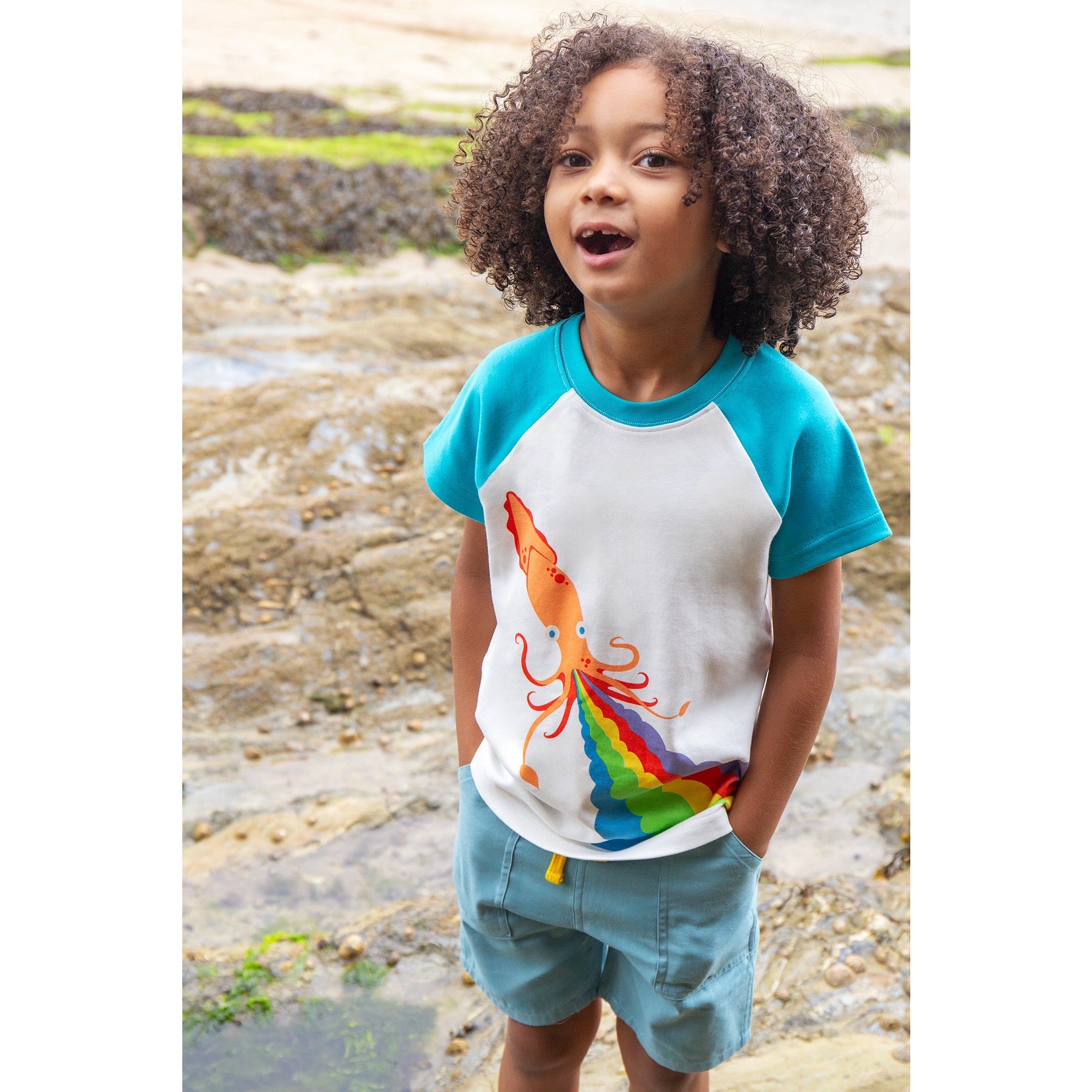 Frugi Robbie Raglan Squid T-Shirt Pn6we Clothing 2-3YRS / Multi,3-4YRS / Multi,4-5YRS / Multi,5-6YRS / Multi,6-7YRS / Multi,7-8YRS / Multi