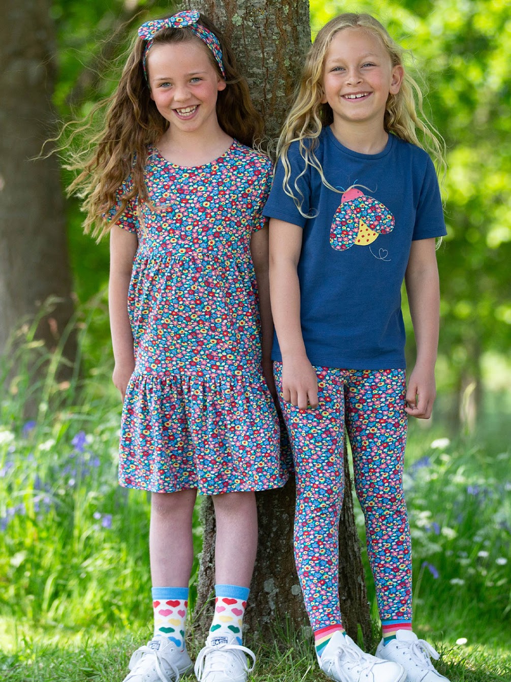 Kite Bug Love Girls T-Shirt F233 Clothing 3YRS / Navy,4YRS / Navy,5YRS / Navy,6YRS / Navy,7YRS / Navy,8YRS / Navy,9YRS / Navy,10-11YRS / Navy