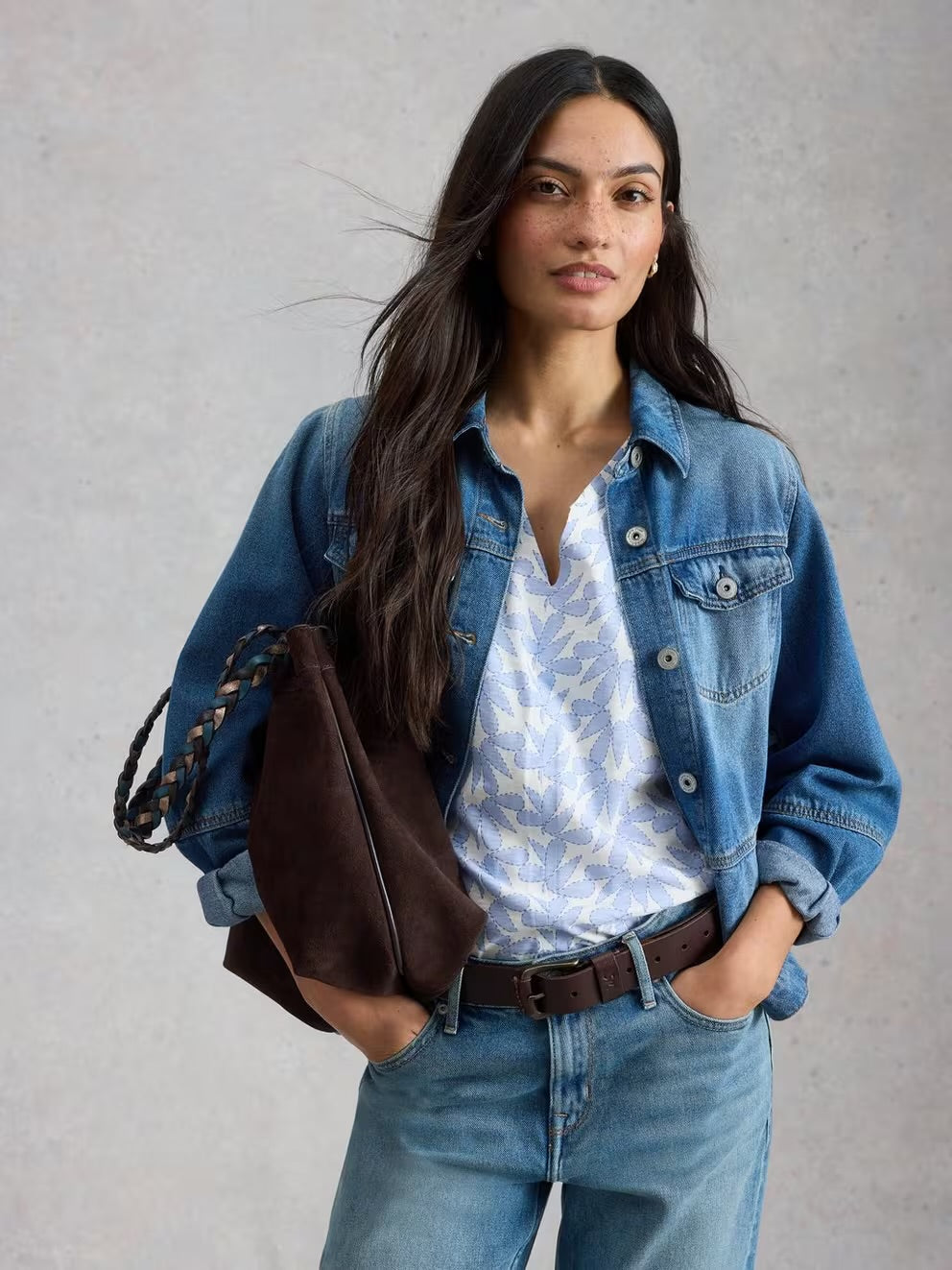 White Stuff Womens Nelly Notch Print T-Shirt 445349 Blue Clothing UK8 / Blue,UK10 / Blue,UK12 / Blue,UK14 / Blue,UK16 / Blue,UK18 / Blue