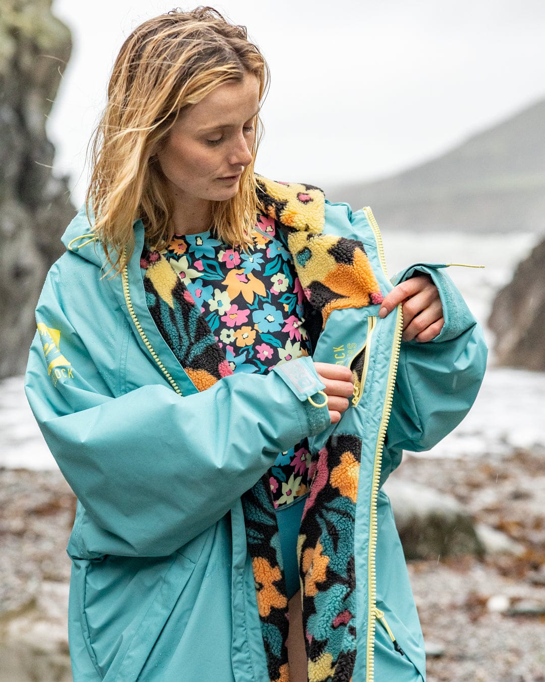 Saltrock Womens Holidaze Changing Robe