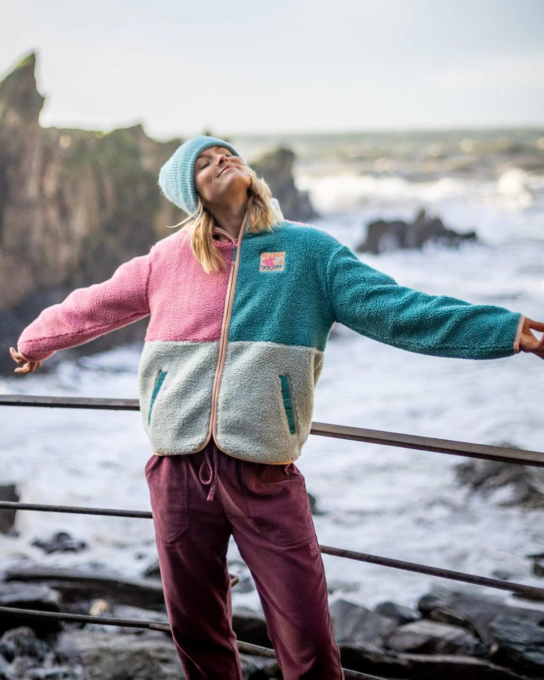 Saltrock Womens Emery Wave Zip Fleece Lhz22601033 Clothing XS / Multi,S / Multi,M / Multi,L / Multi