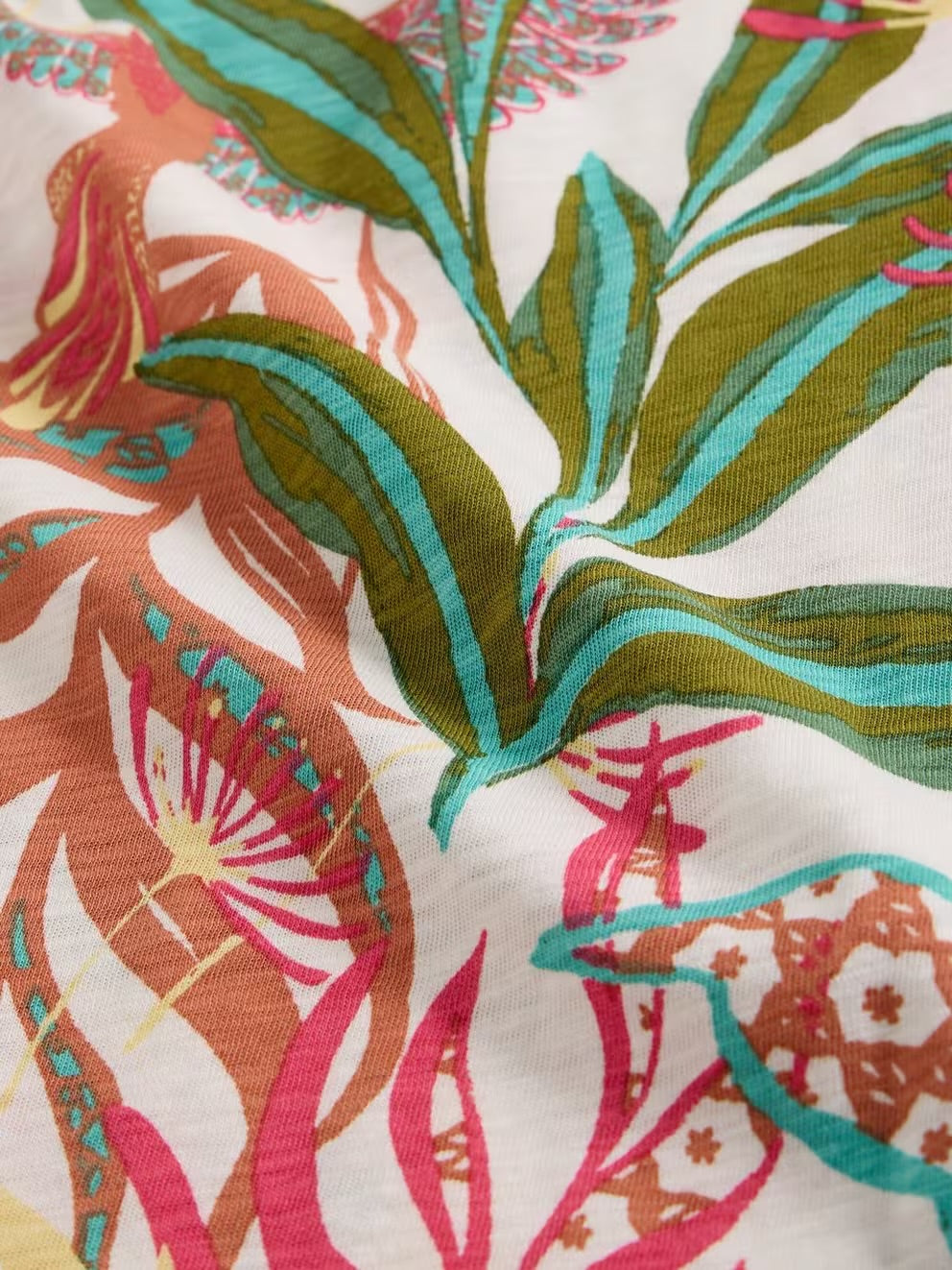 White Stuff Womens Abbie T-Shirt 445863 Ivory Green Print Clothing UK8 / Multi,UK10 / Multi,UK12 / Multi,UK14 / Multi,UK16 / Multi,UK18 / Multi