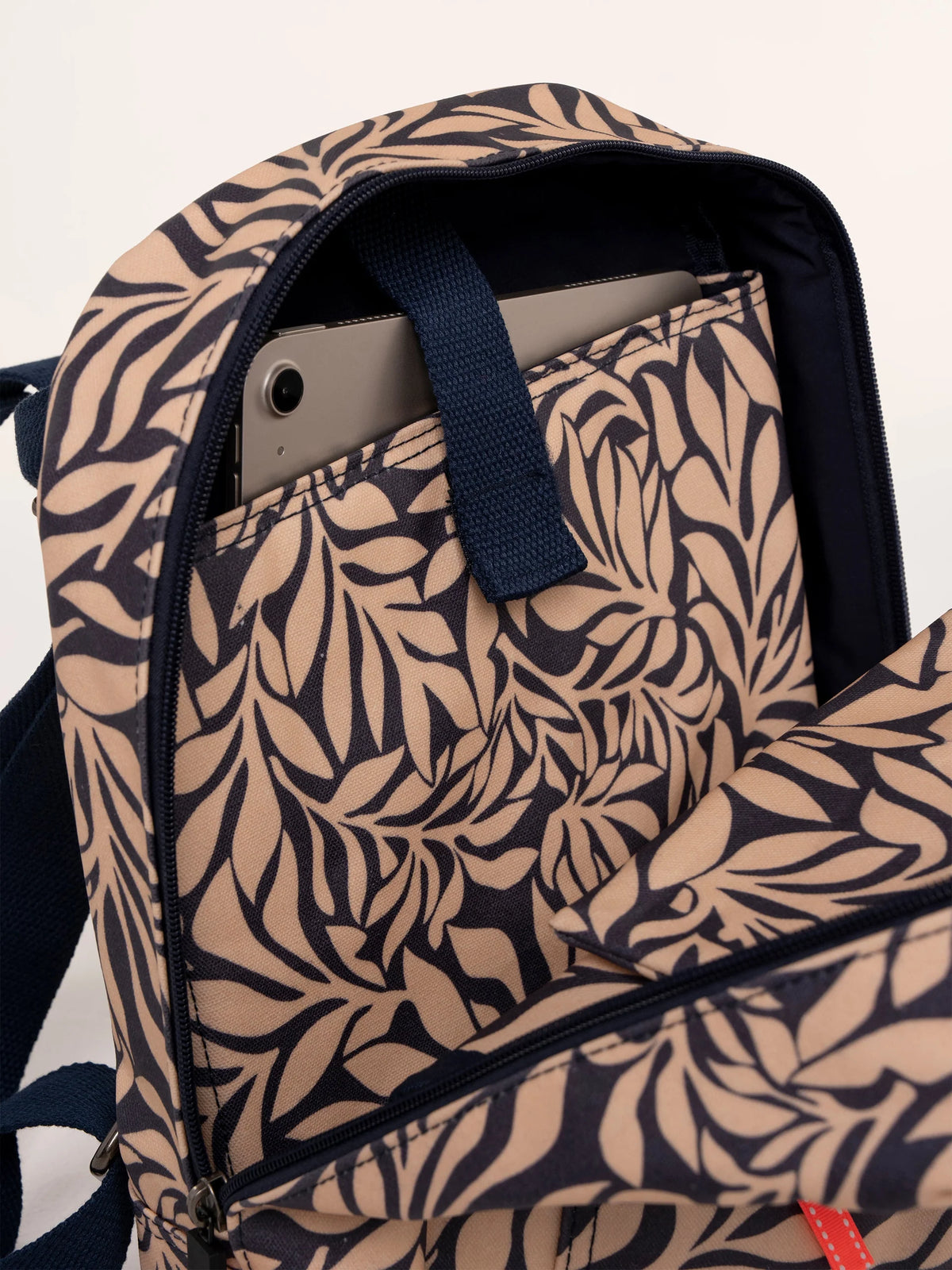 Brakeburn Womens Megan Folk Vine Backpack