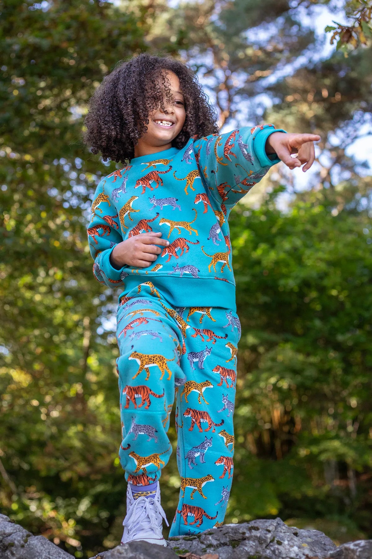 Frugi Superb Sweatshirt 500022A5wldc Wild Cats Clothing 2-3YRS / Blue,3-4YRS / Blue,4-5YRS / Blue,5-6YRS / Blue,6-7YRS / Blue,7-8YRS / Blue,8-9YRS / Blue