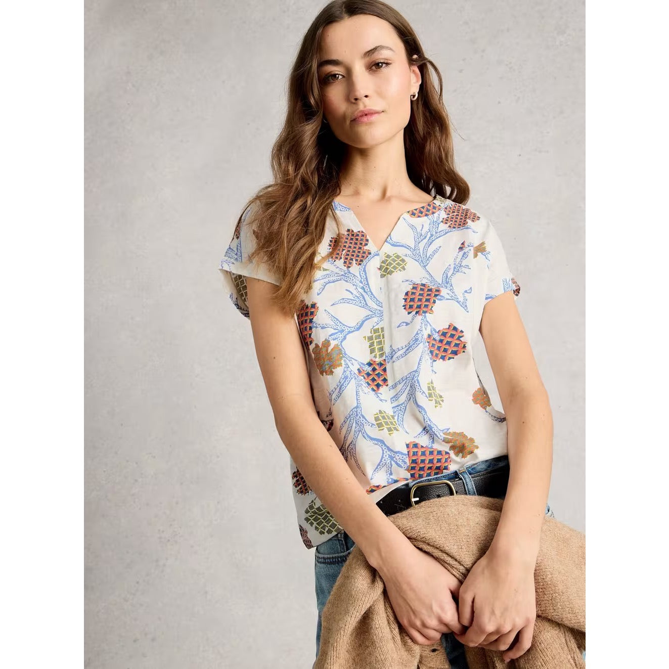 White Stuff Womens Nelly Notch Print T-Shirt 445349 Ivory Multi Clothing UK8 / Multi,UK10 / Multi,UK12 / Multi,UK14 / Multi,UK16 / Multi,UK18 / Multi